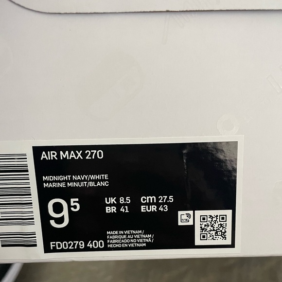 Men’s Nike Air sneakers -NEVER WORN! - Picture 9 of 9